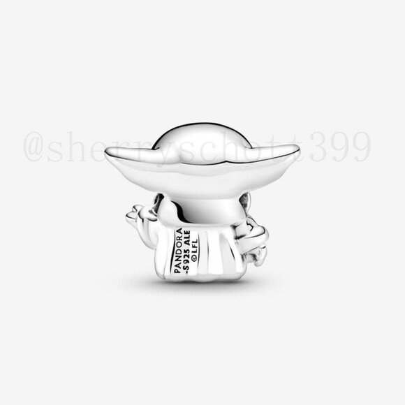 Pandora Star Wars™ Grogu™ Charm - Picture 4 of 4